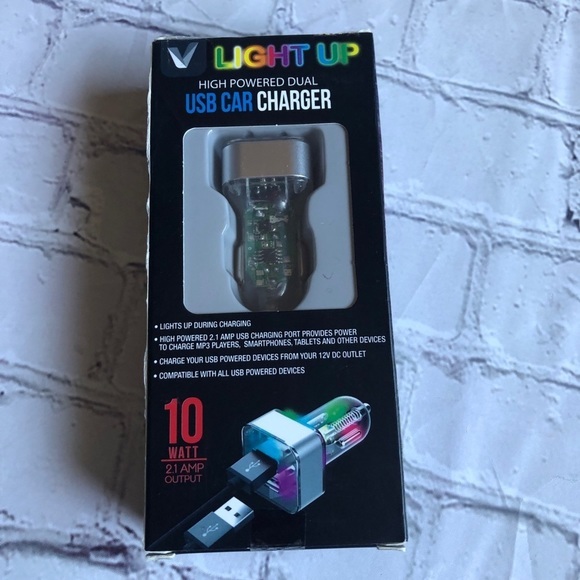Vibrant Light up USB charger for car NEW in box - Picture 3 of 5